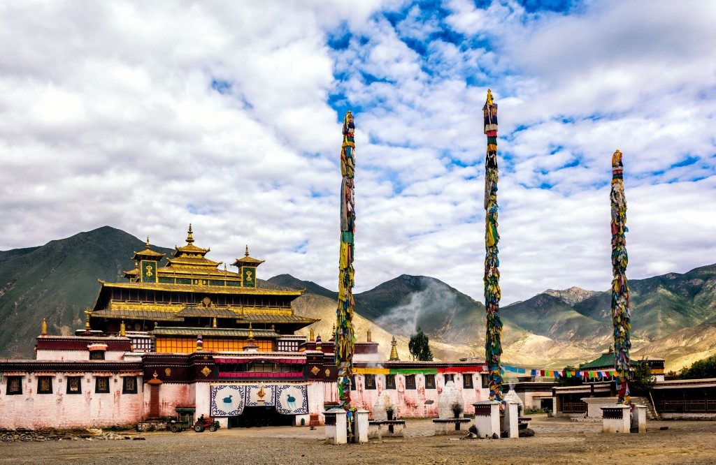 Tibet Tour 8 Nights 9 Days